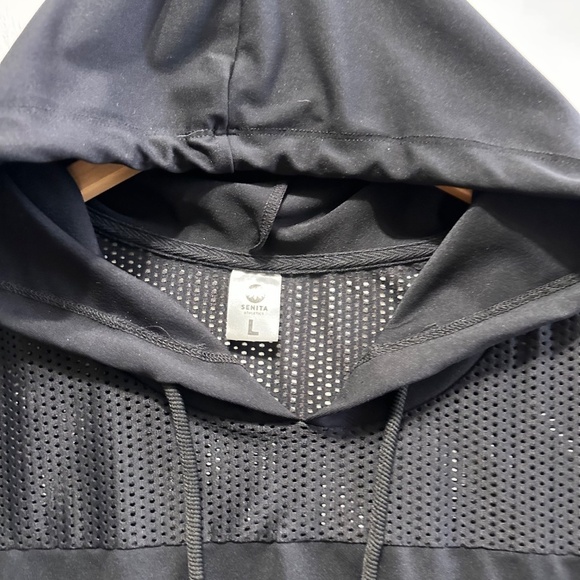 SENITA Athletics WOMENS L Black Mesh Netted Pullover Sports Yoga Gym Hoodie Top - Picture 3 of 9